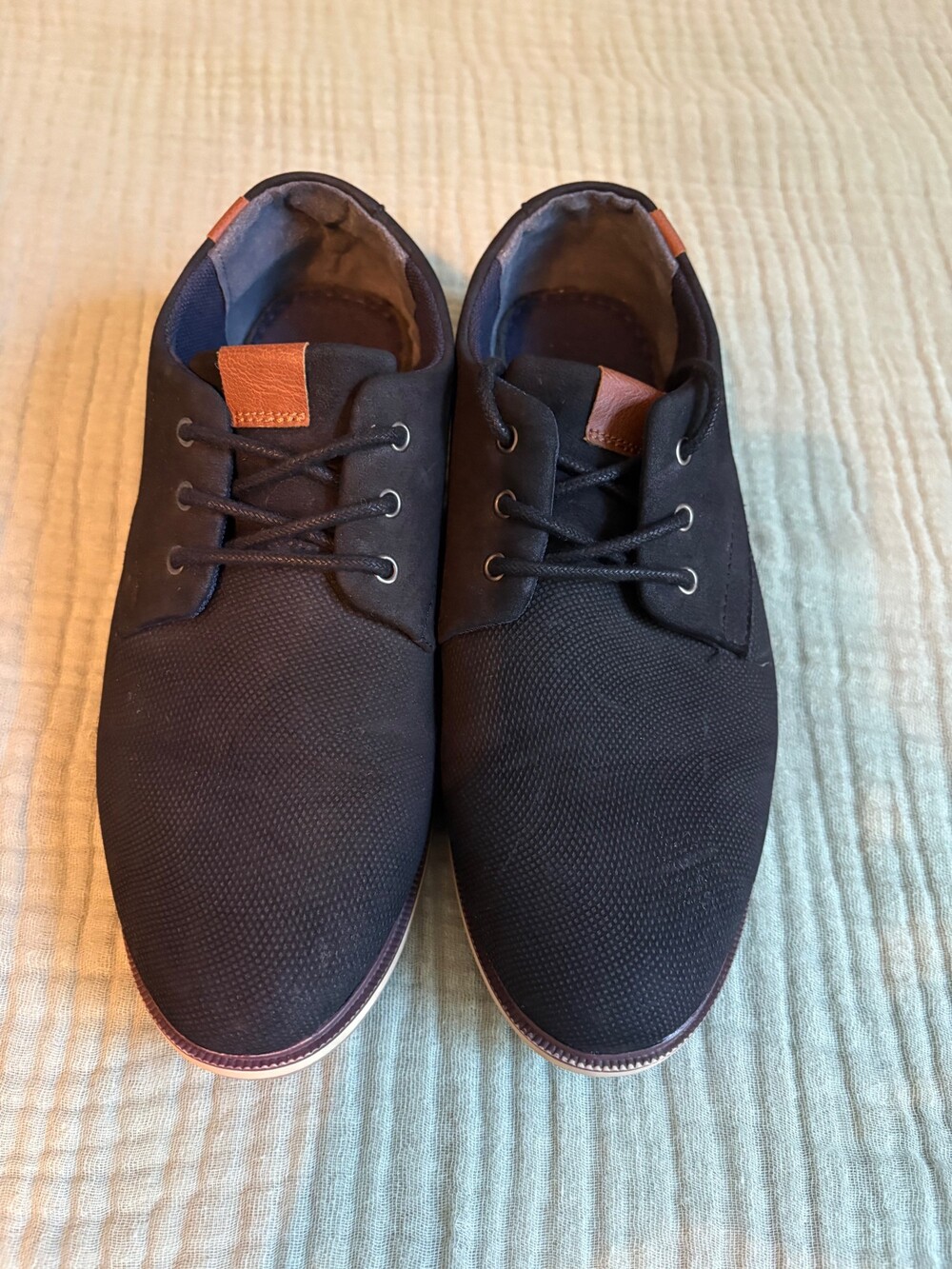 London Underground Casual Shoes Black with Brown Leather Accents Size 5M